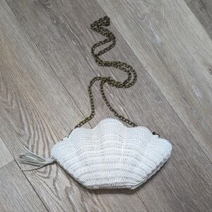 Kayu Jane Shell White Rattan Clamshell Purse Bag Clutch